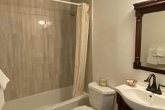 lambert-inn-bathroom